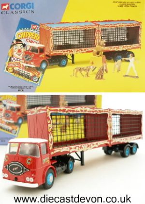 Main image for the Corgi 11201 Chipperfields ERF KV with Cages shown on a white background