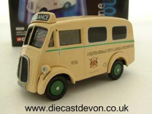 Main image for the model Corgi CC06202 Morris J Nottingham City Ambulance
