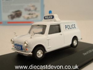 Main image for the model Corgi Vanguards VA01419 Ayrshire Police Mini Van