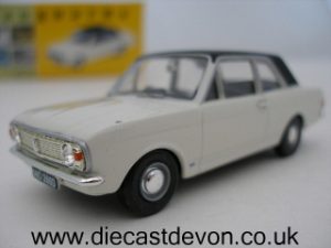Main image for the model Corgi Vanguards VA04100 Ford Cortina GT MK2