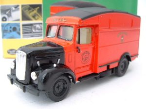 Main image for the model Corgi Vanguards Royal Mail Morris