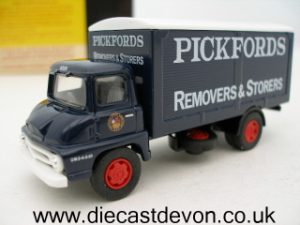 Main image for the model Corgi Vanguards VA6003 Pickfords Thames Trader