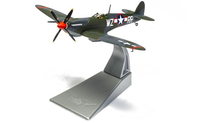 aa29104_2.jpg Main image for the Corgi AA29104 Supermarine Spitfire Mk.IXc 'Porky II' - 31st USAAF - Lt. Robert Connor shown on a white background