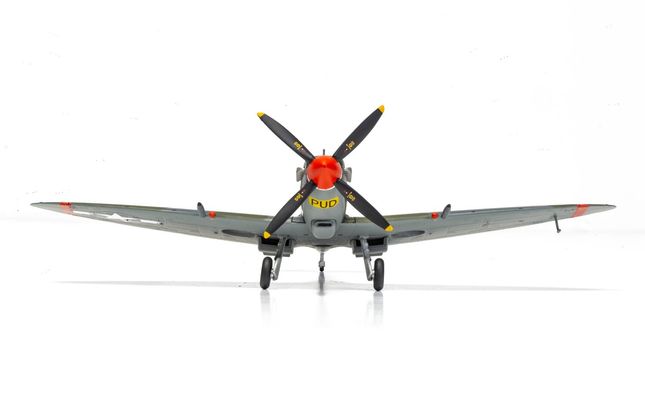 aa29104_8.jpg Main image for the Corgi AA29104 Supermarine Spitfire Mk.IXc 'Porky II' - 31st USAAF - Lt. Robert Connor shown on a white background