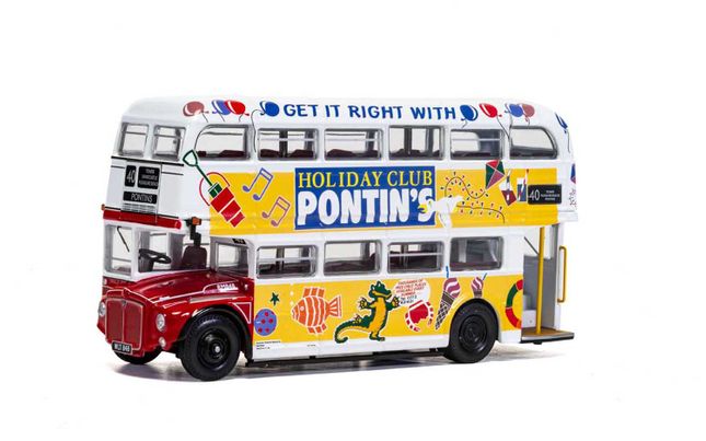 om46317_2.jpg Main image for the Corgi OM46317 AEC RM – Blackpool Transport, Pontins shown on a white background